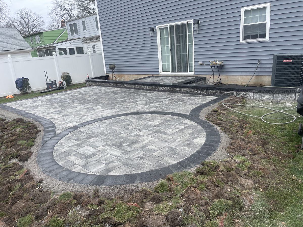 Asphalt Driveway, New Walling and Patio Pavers in Rahway, NJ