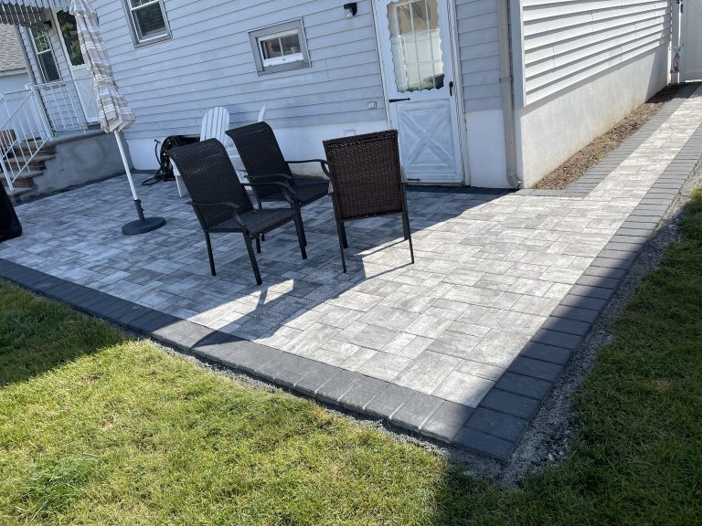 A6128046 B5E8 4739 A946 CE66367D3C8B